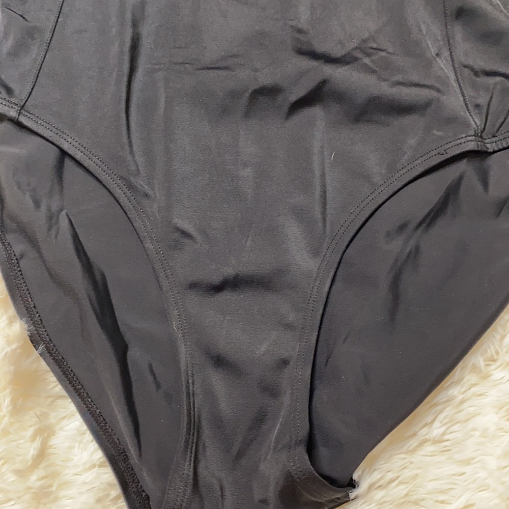 Islander Black One Piece Halter Tie Bathing Swimsuit Size 12 - Picture 5 of 9
